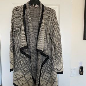 Knox Rose Shawl Sweater